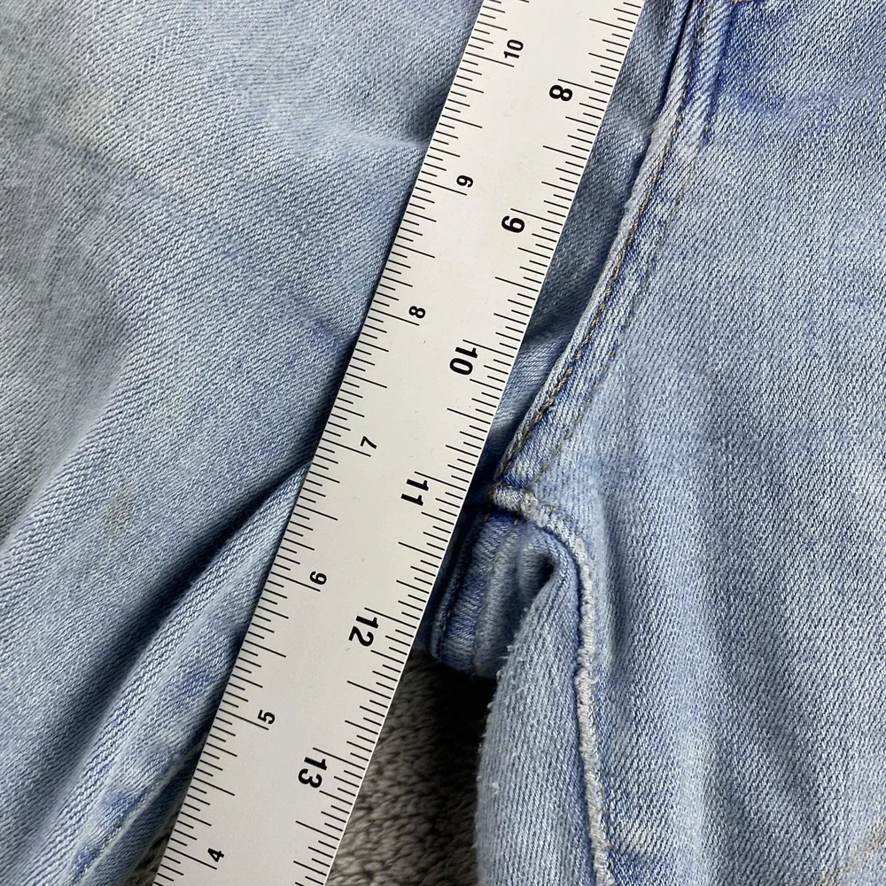 Levis 721 High Rise Skinny Jeans Womens 33 Blue Light Wash High Rise‎ Distressed